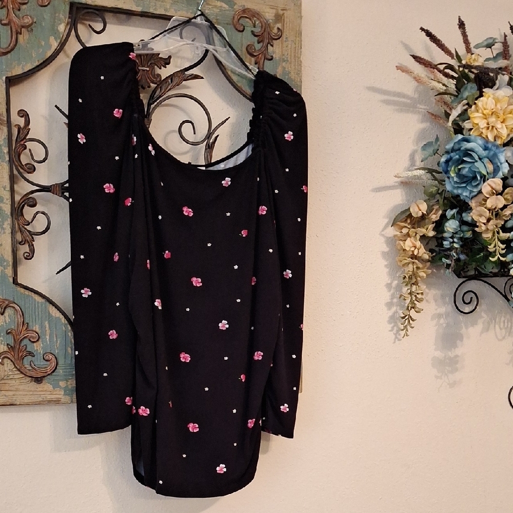 Sugarlips Black Long Sleeve Blouse with Pink Floral Print NWOT 2x
